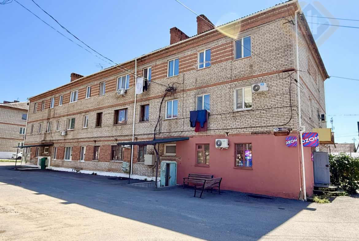 комнат 1